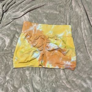 Tye dye XL Booty scrunch shorts for gym workout